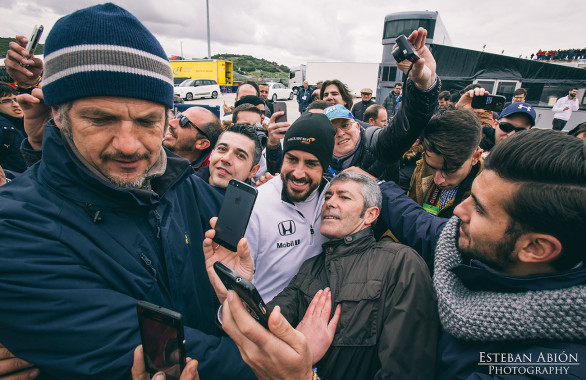 Alonsomania en la F1 en Jerez.