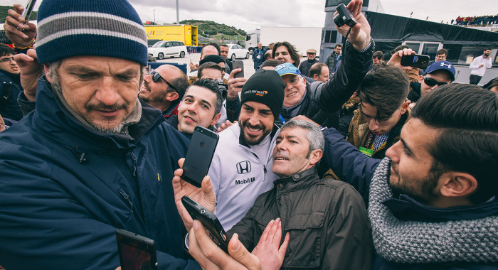 Alonsomania en la F1 en Jerez.