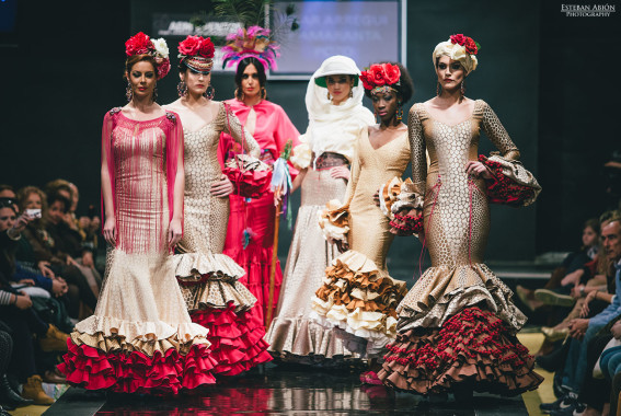 Pilar Arregui y Amaranta Pozo ganadoras noveles diseñadoras en la Pasarela Flamenca Jerez 2015